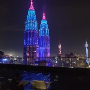 Star Klcc by Castle