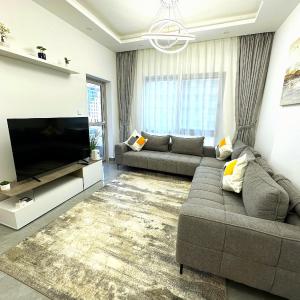 Dubai Marina - 1BHK Fancy Apartment