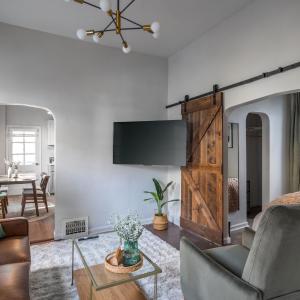 Mid-Century Modern Retreat in Little Italy