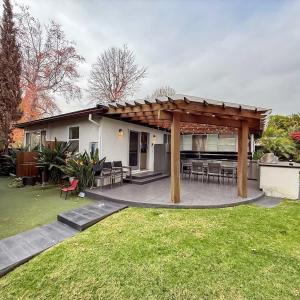 Modern 4BR Gem Near Beverly Hills By Allevo Homes