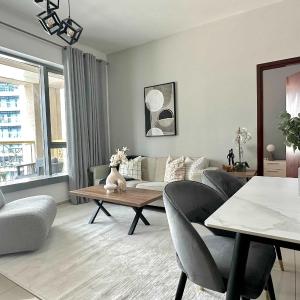 Silkhaus Vacation Homes 1BR Downtown Heart in Emaar Tower