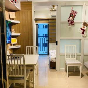 MOA, SMDC Good Stays Shore 2 - Tower 1 Unit 1290