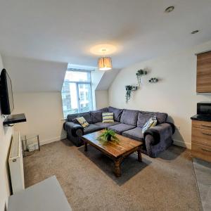 Stunning Modern 2 Bedroom Apartment - Perfect Getaway