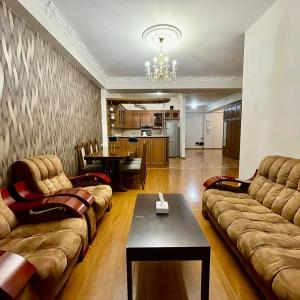 Nice Apartment on republic square