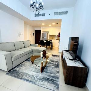 02 Bedroom Apartment in Townsquare