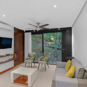 Luxury 2BR condo in Nautilus, Místico