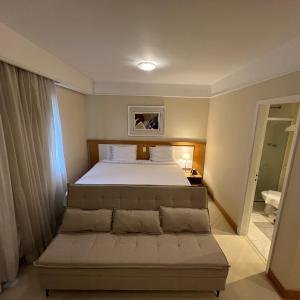 Flat Biena Ibirapuera UH407