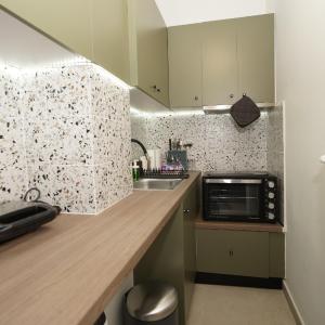 Neos Kosmos Studio For 2 by MPS