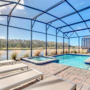 Spacious Villa Retreat with 9 Bedrooms 6381