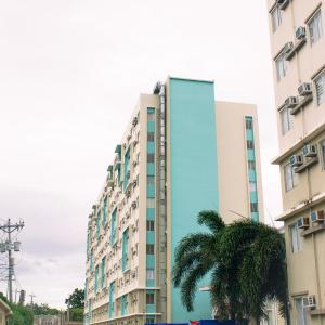 Marina Spatial Studio Condo Unit
