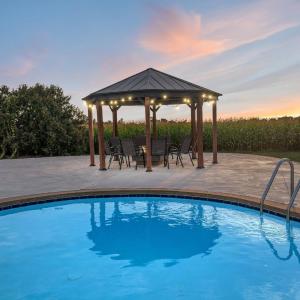 NFL Draft Sleeps 30 Large Family or Group Parties