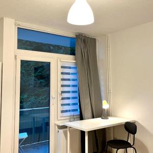 Tolles neues Apartment mit Balkon, EBK, Wlan, Smart TV, Netflix