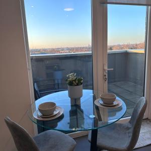 Beautiful 1 Bd Top floor Terraced Apartment