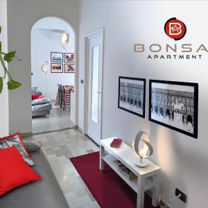 Bonsai Apartment