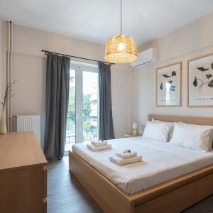 Relaxing Voula Hideaway