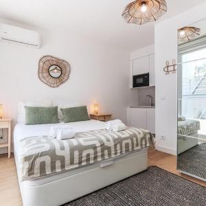 Principe Real Cozy Bright Studio Apt with AC