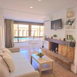 Nogalera Rainbow 2-bedroom apartment, Pool and parking BY NAMASTE ELITE