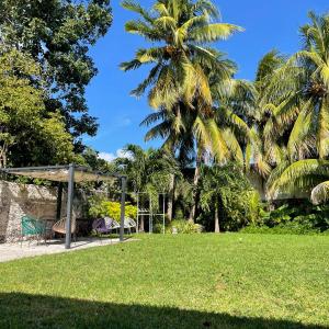 CoCo Cozy Apartment Centric and Private