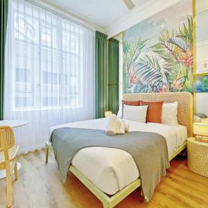 Studio 524- Stylish Urban Retreat on Central Queen Street