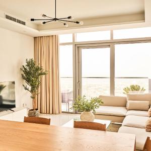 Paramount - Luxury 2BR Apartments with Sea View - Access to the Infinity Pool on 64th Floor