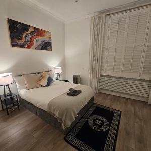 Stylish 2-Bed in West Central - Extended Stays