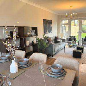 Birmingham 3 bed house near NEC, HS2 for LONG STAYS - contractors, families, work groups
