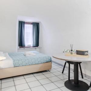 Stylish Studio in Turin's Vibrant Quadrilatero