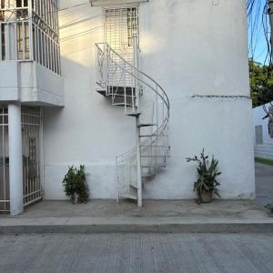 APARTAMENTO EL TREBOL 01