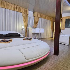 KING APARTMENT and SUITE