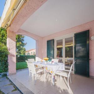 Holiday Home Lucerna Due-5 by Interhome