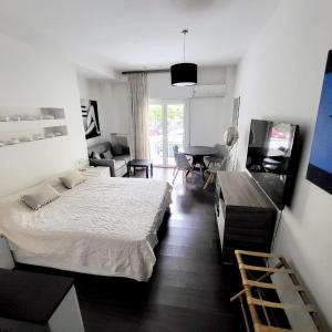 Studio next to Acropolis