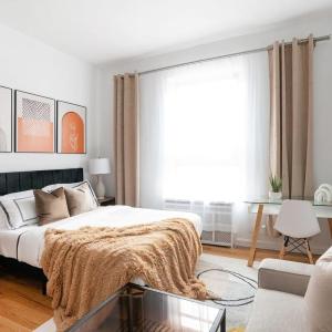 74-3C New Studio in Prime UWS - GYM In Building
