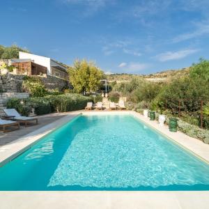 Azalo Country House