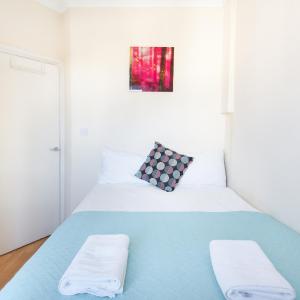 Euston Budget Apartment and Rooms
