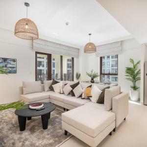 StayShort - Elegant 4-Bedroom Apartment perfect for families in Dubai Creek Harbour