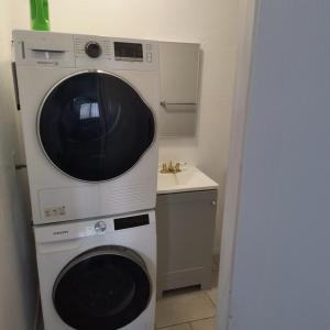 2 bdrm condo Las Vegas, NV