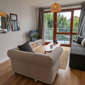 Newly Renovated D4 2BD The Aviva & Docklands