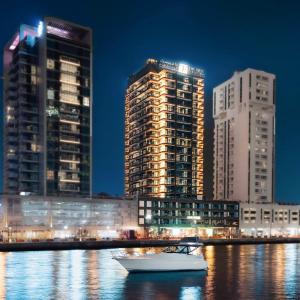 Chic 1BR Apartment in Avanti Tower, Business Bay by Deluxe Holiday Homes