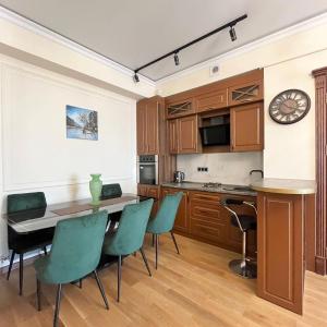 Luxuary 2 Bedroom Apartmen in Yerevan,Centre