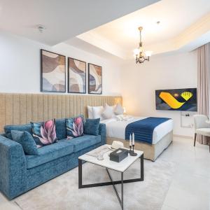 Vogue Business Bay Court Tower Walkable to Business Bay Metro Station and next to JW Marriott Marquis Hotel Dubai