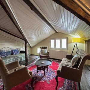 Roza's Istanbul Homestay