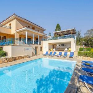 Apollon Zeus Villa