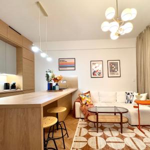National Theatre Apartment with 2 Bathrooms Prague Center