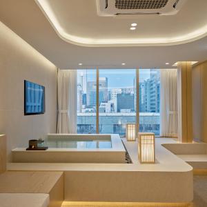 UH Suite The Coex