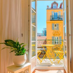 Hyper Centre, balcon, 5min de la plage, AC