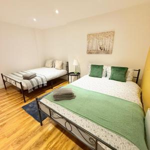 Kensington Guest Rooms 98