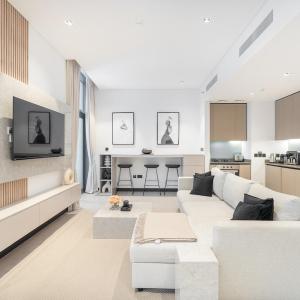 Water Front Apartment, Burj Khalifa Views