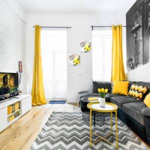 Center Stay Stylish 2br Near Serdika Metro
