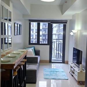 2 Bedroom Mall of Asia and Airport