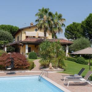 VILLA ELENA